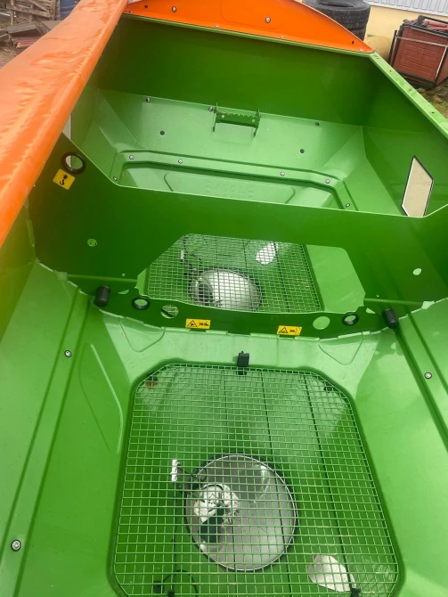 Amazone minerālmēslu kaisītājs