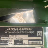 Amazone minerālmēslu kaisītājs