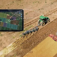 FJDynamics automātiskā stūrēšanas sistēma ar navigācijas sagatavi